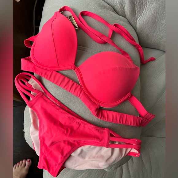 Victoria’s Secret Bathing suit - Picture 1 of 9